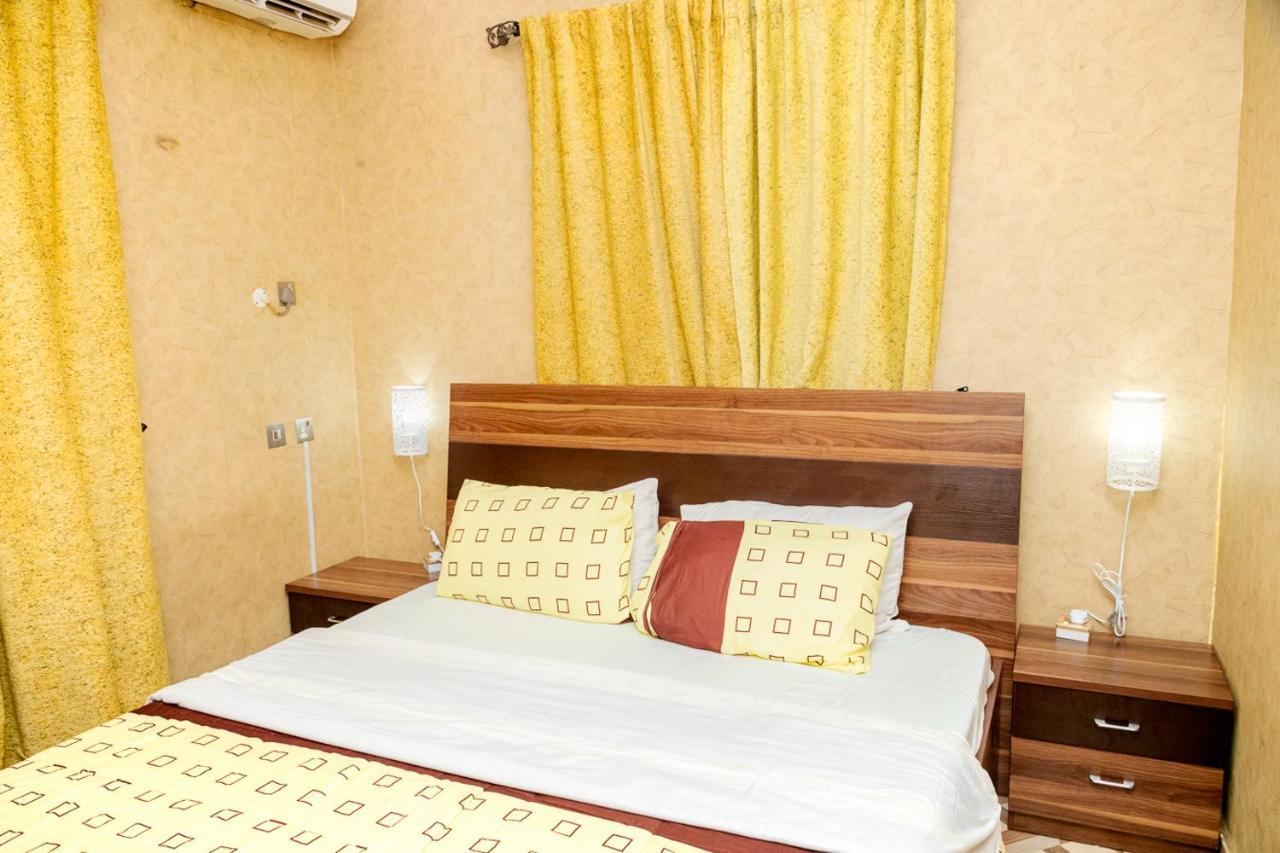 Akingston Residence Ibadan Extérieur photo