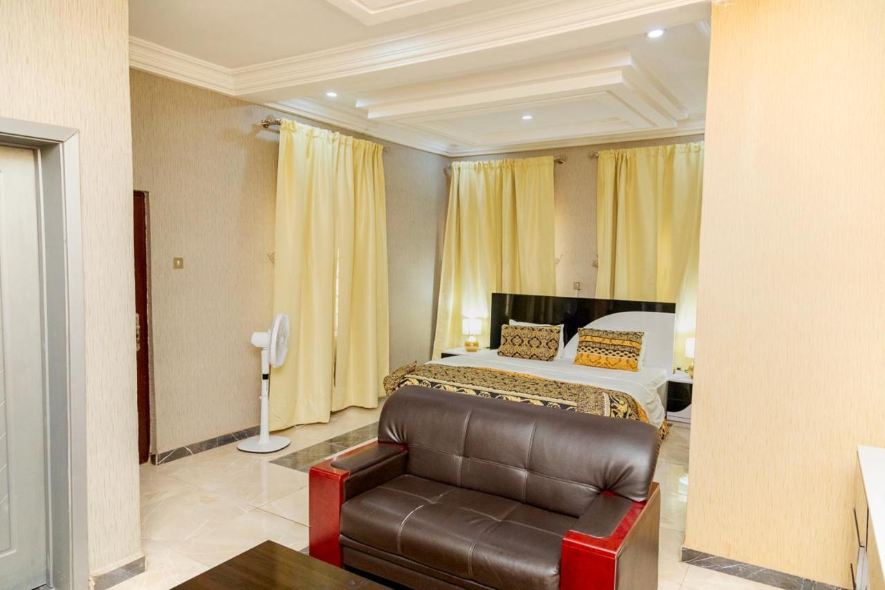 Akingston Residence Ibadan Extérieur photo