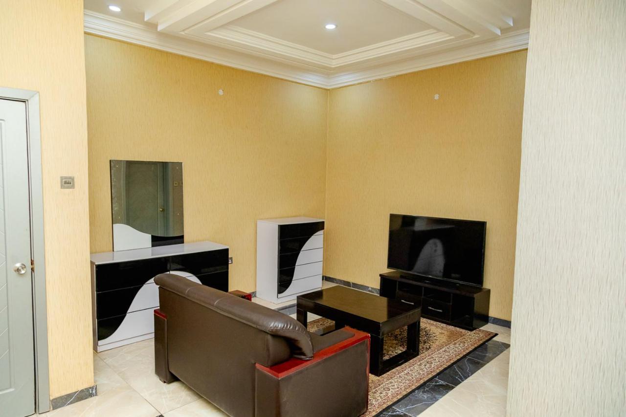 Akingston Residence Ibadan Extérieur photo