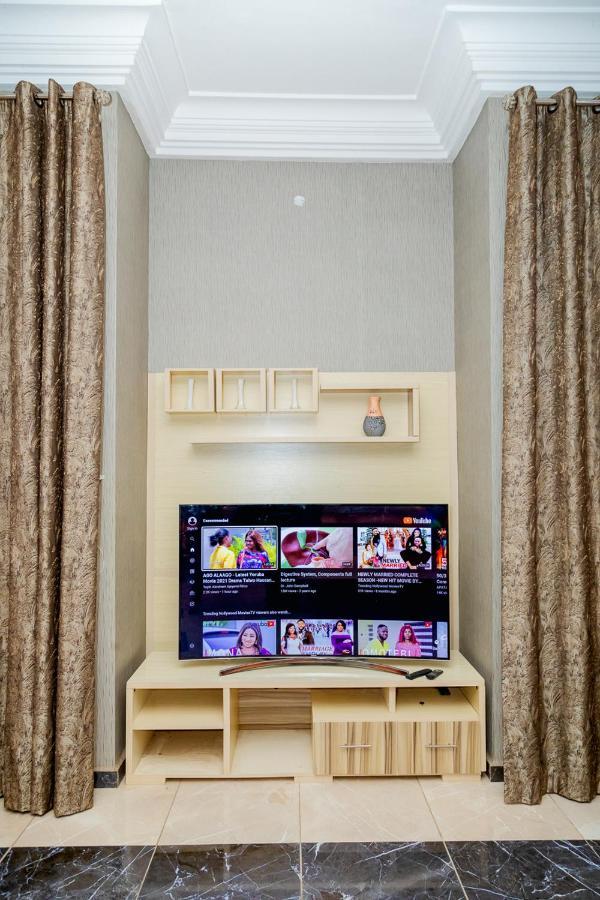 Akingston Residence Ibadan Extérieur photo