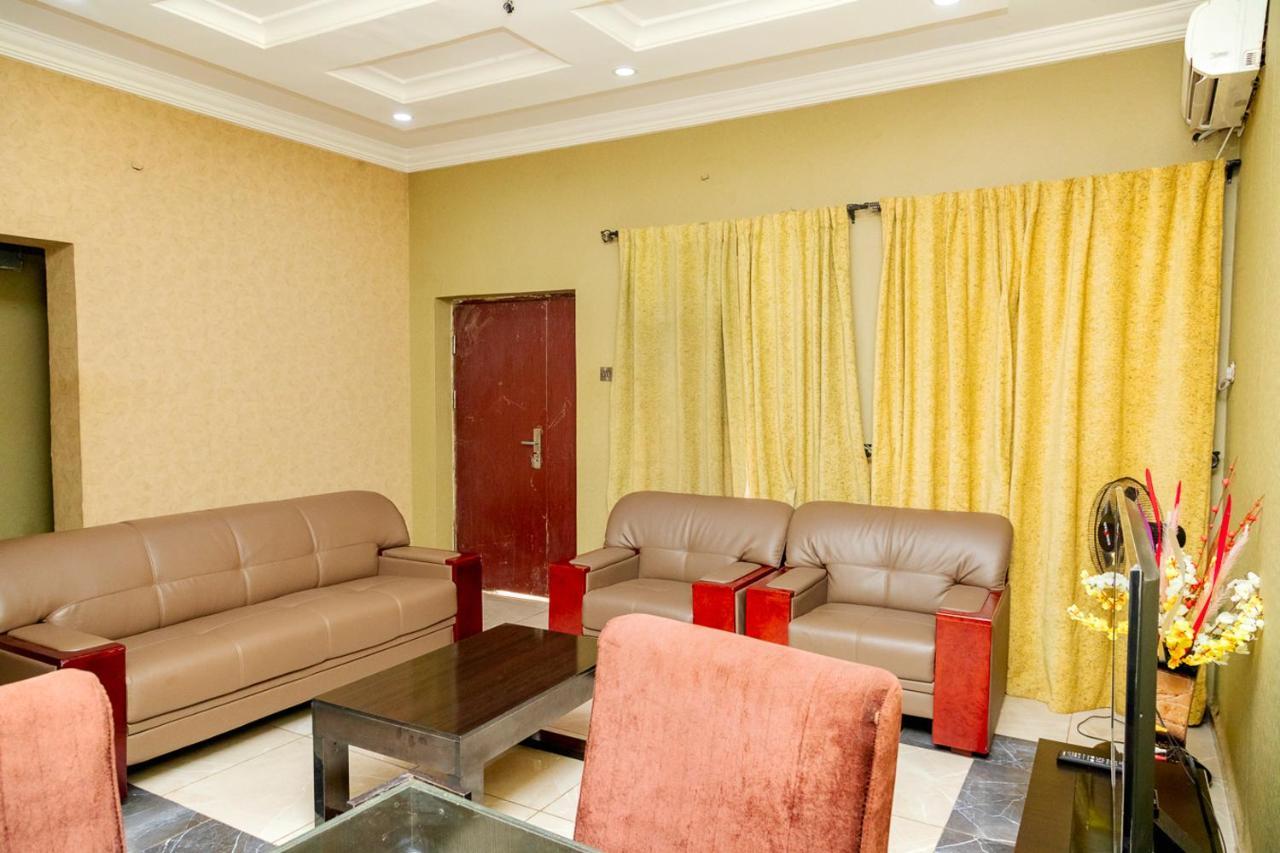 Akingston Residence Ibadan Extérieur photo
