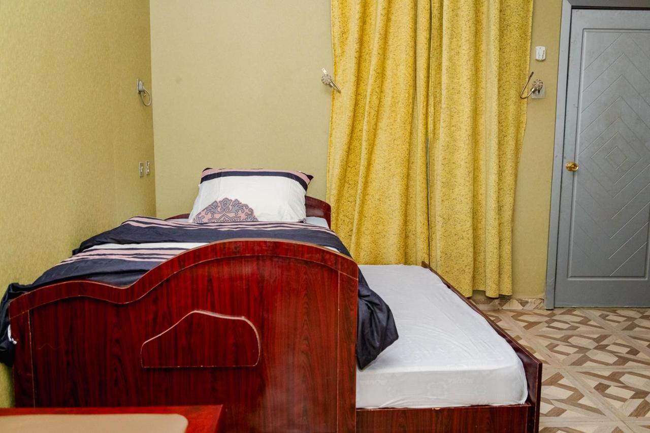 Akingston Residence Ibadan Extérieur photo