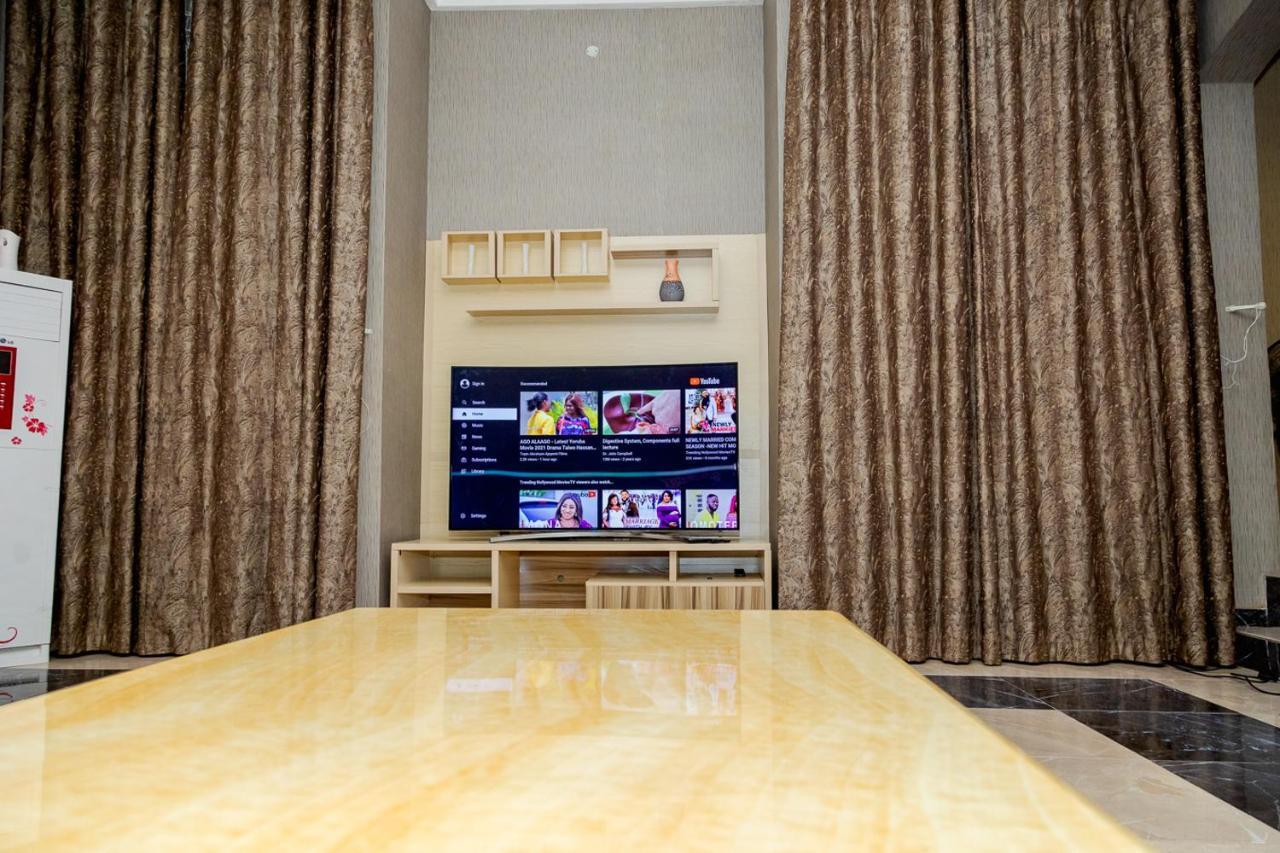 Akingston Residence Ibadan Extérieur photo