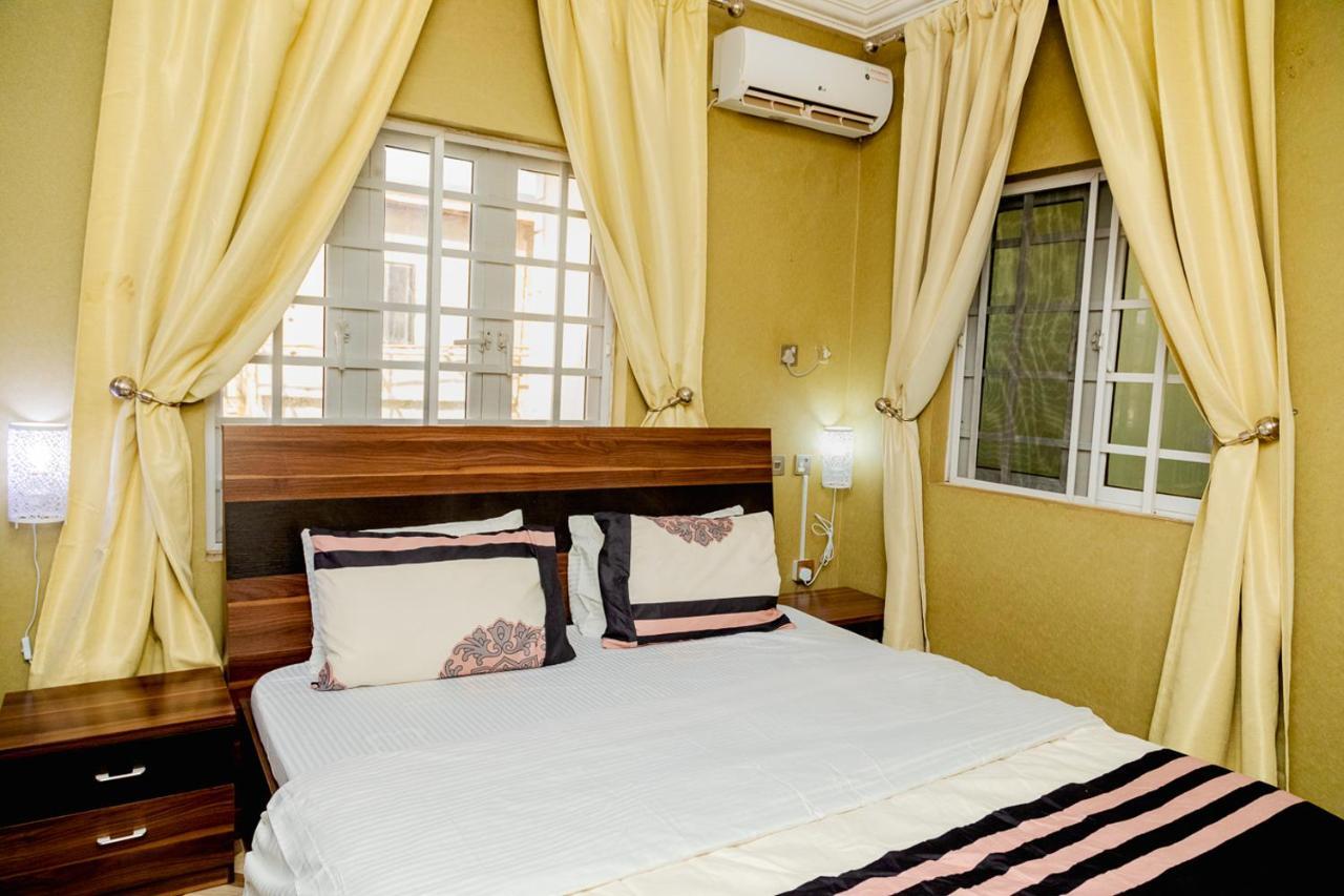 Akingston Residence Ibadan Extérieur photo