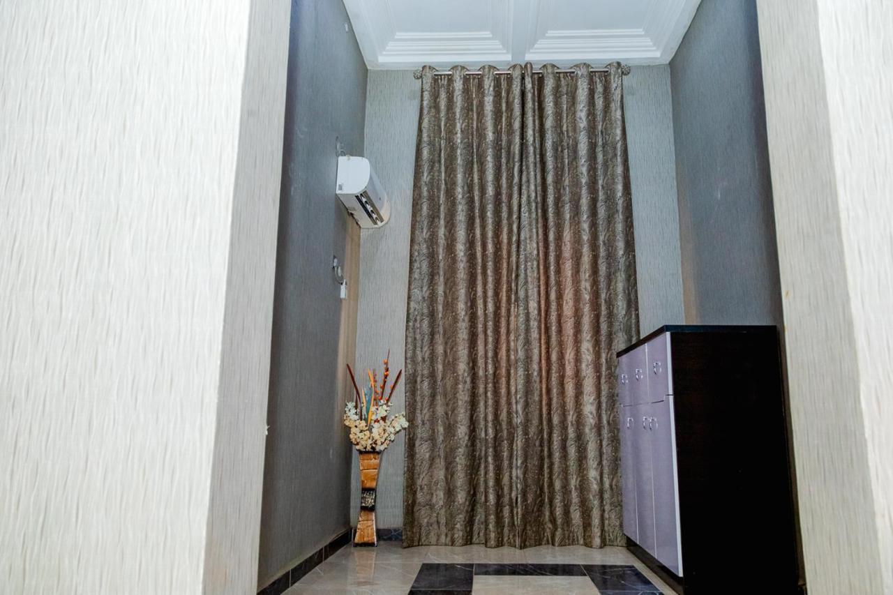 Akingston Residence Ibadan Extérieur photo